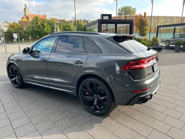 Audi RSQ8 Nimbusgrau perleffekt – Bild 9