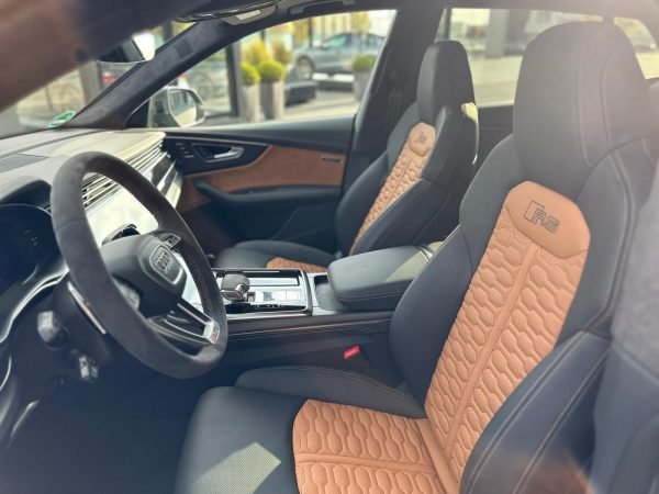 Audi RSQ8 Nimbusgrau perleffekt – Bild 8